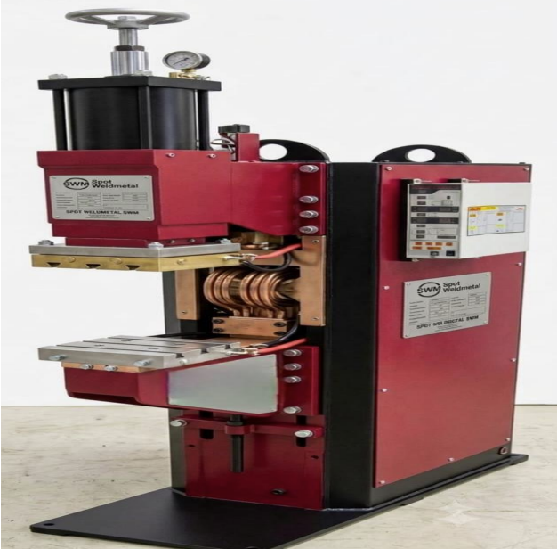 Spot/Projection Welding Machine: (100 KVA)